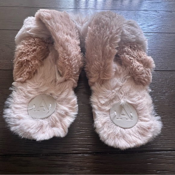 Anthropologie Lexie Slippers Tan/light pink Plush Faux Fur M/L - Picture 3 of 6